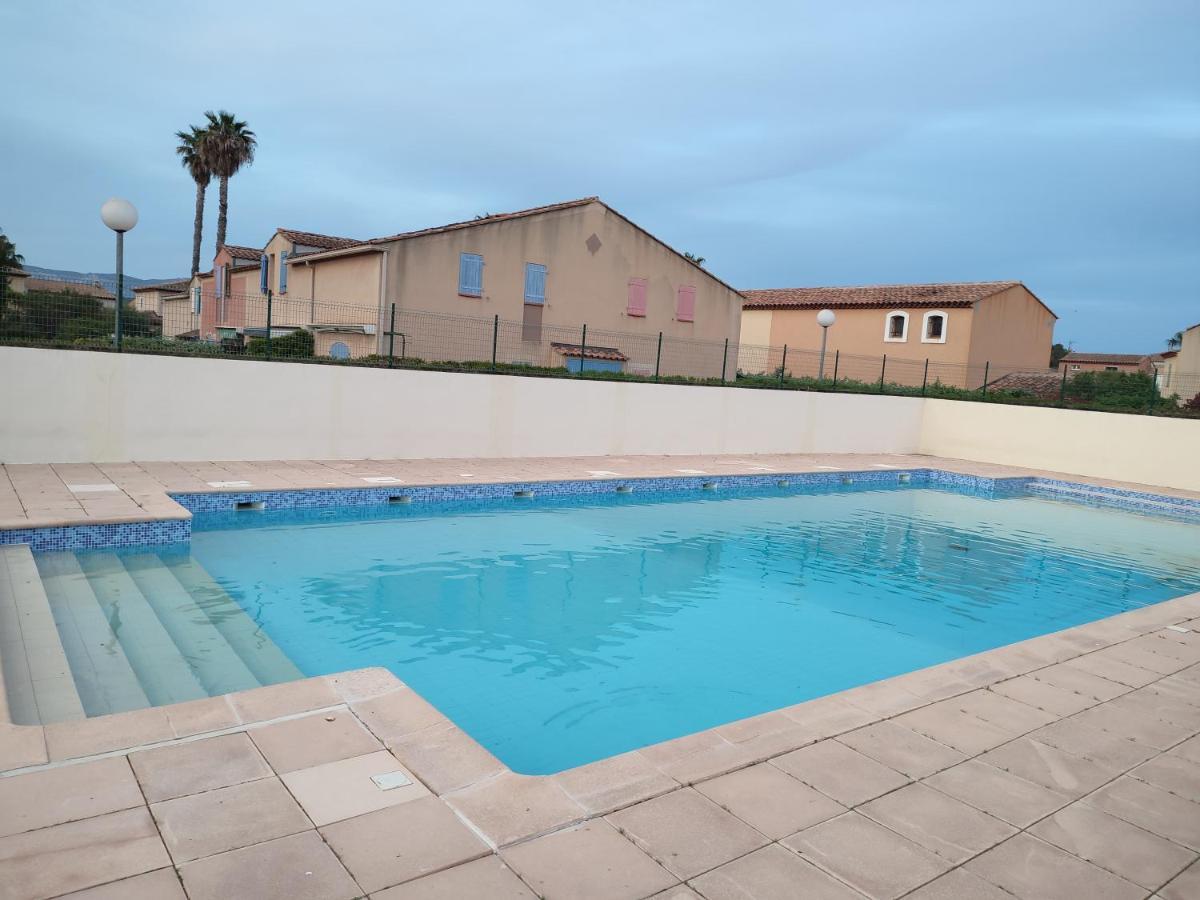 Villa Club T2 A Mar Vivo, Plages A Pieds, Piscine La Seyne-sur-Mer Bagian luar foto
